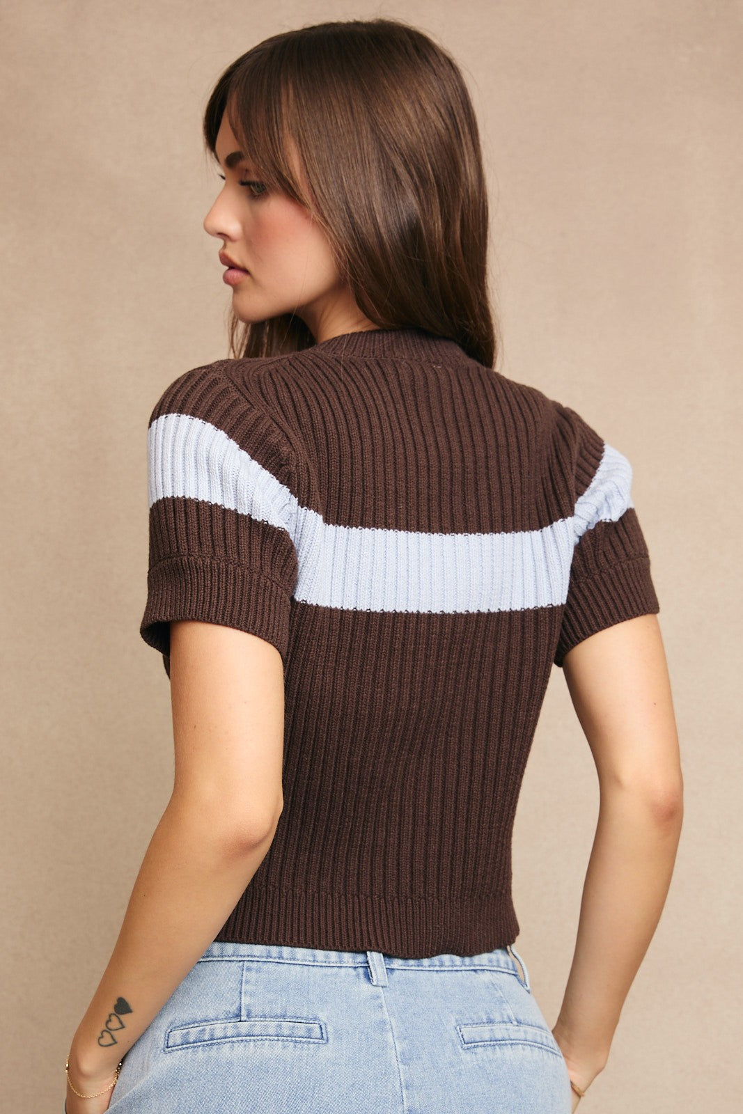 SHORT SLEEVE CROPPED SWEATER