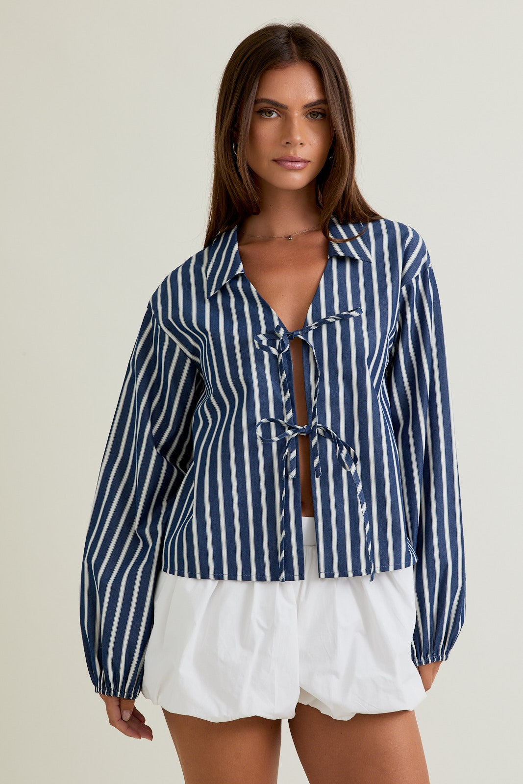 STRIPED TIE BLOUSE
