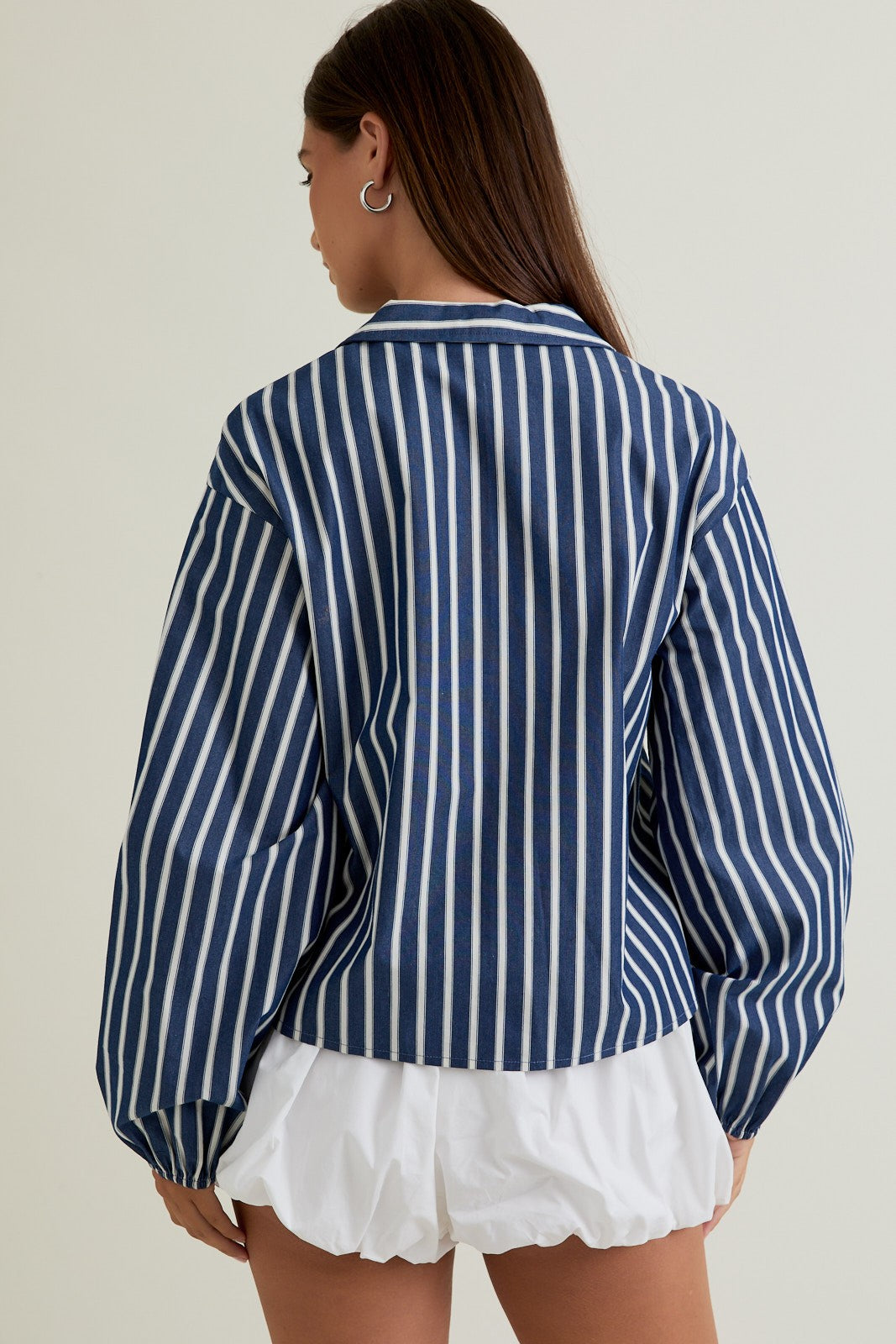 STRIPED TIE BLOUSE