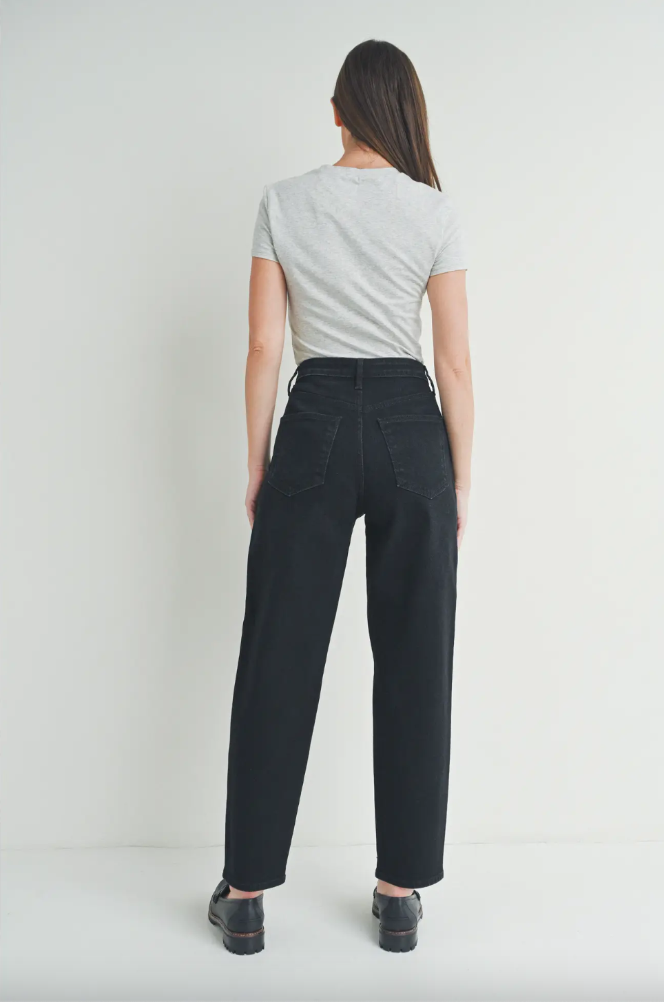TAPERED BARREL JEAN