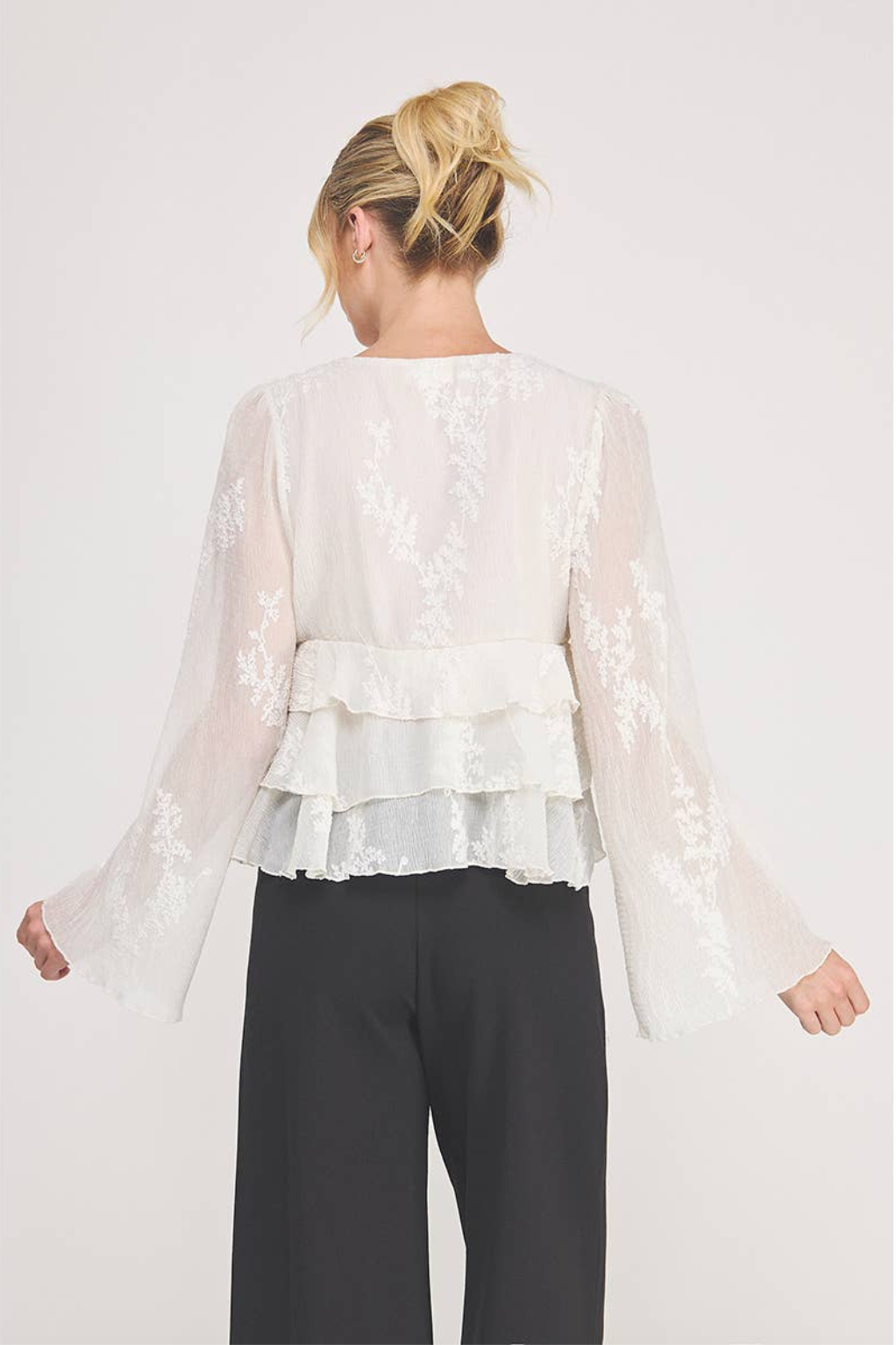 ROMANTIC TIERED BLOUSE