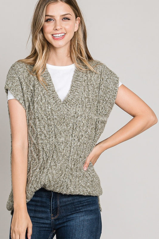 OVERSIZED SWEATER VEST