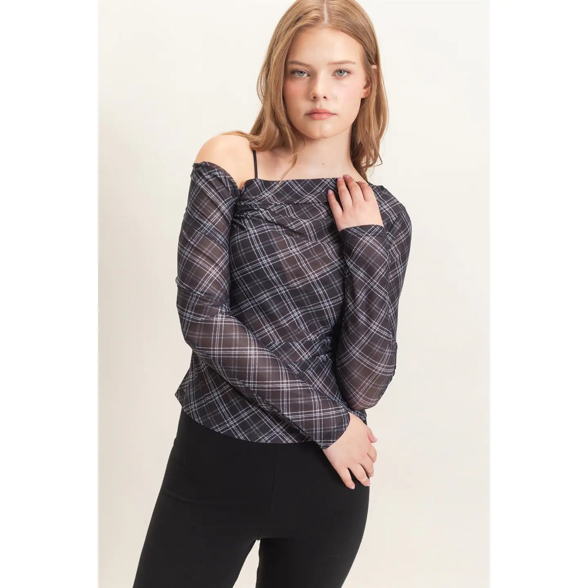 ASYMMETRICAL PLAID OFF SHOULDER