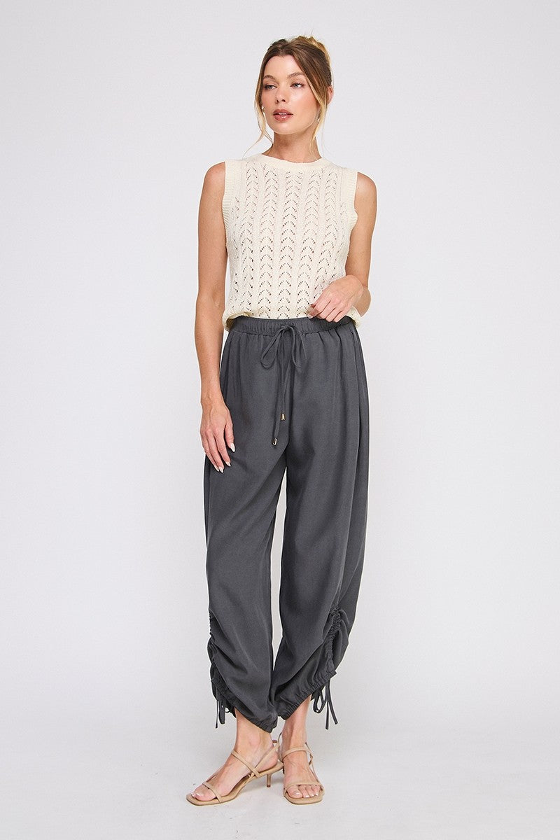 ADJUSTABLE SCRUNCH JOGGER