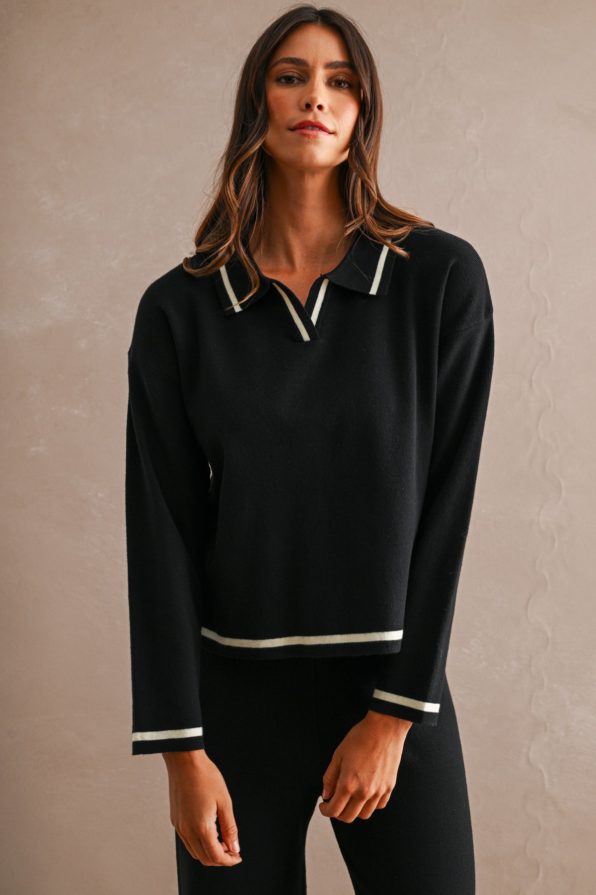 CONTRAST DETAIL TOP
