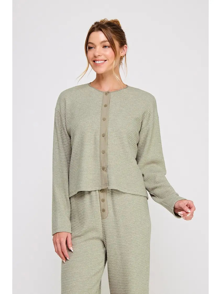 WAFFLE KNIT CONTRAST TRIM TOP