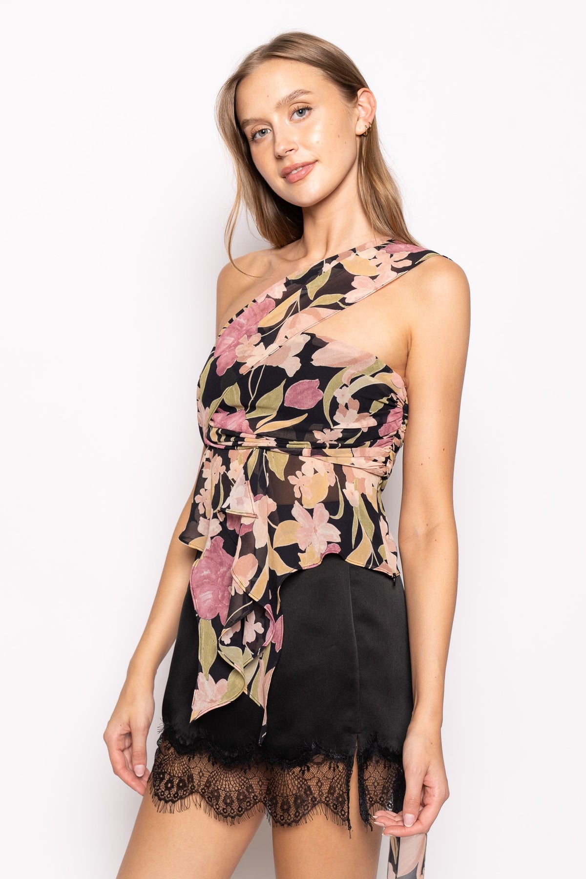 FLOWY SCARF TOP
