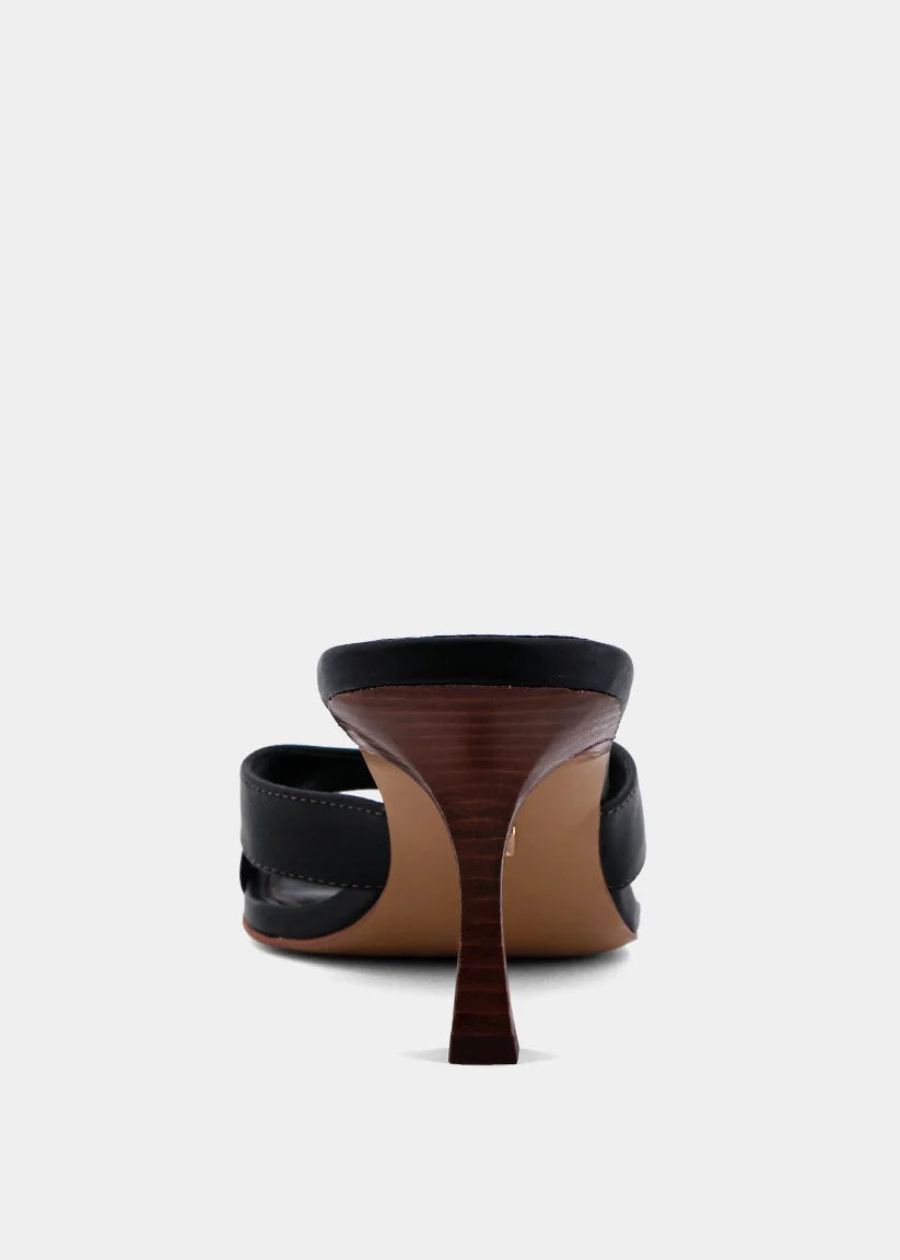 STITCH HEEL