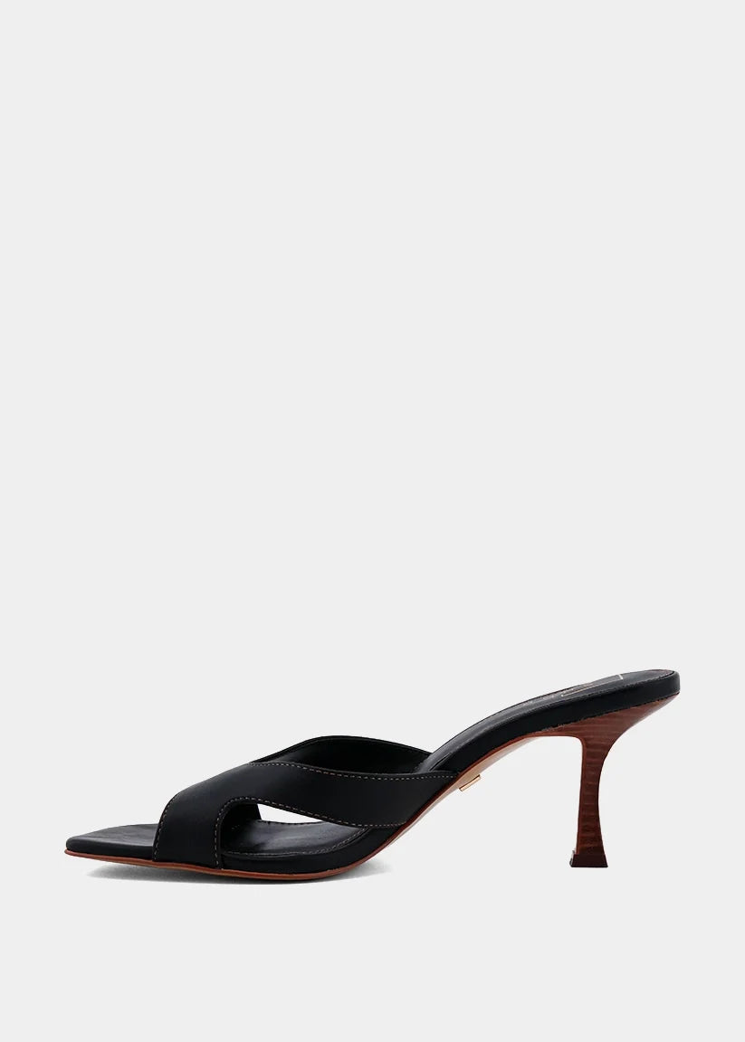 STITCH HEEL