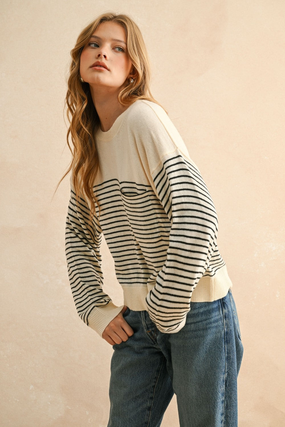 STRIPE SWEATER W/ POCKET