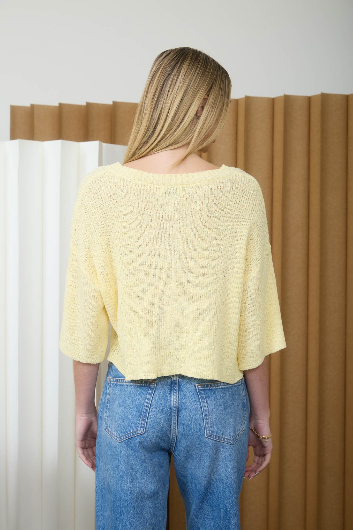 FLOWY KNIT BUTTON TOP